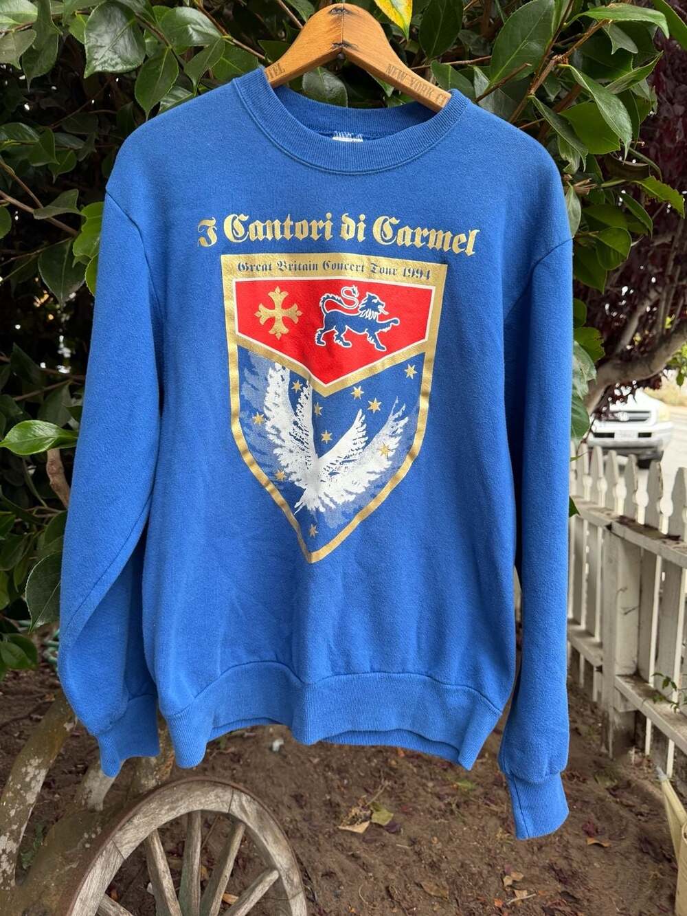 Vintage Cantori Di Carmel Great Britain Concert Tour 1994 Crewneck Sweatshirt